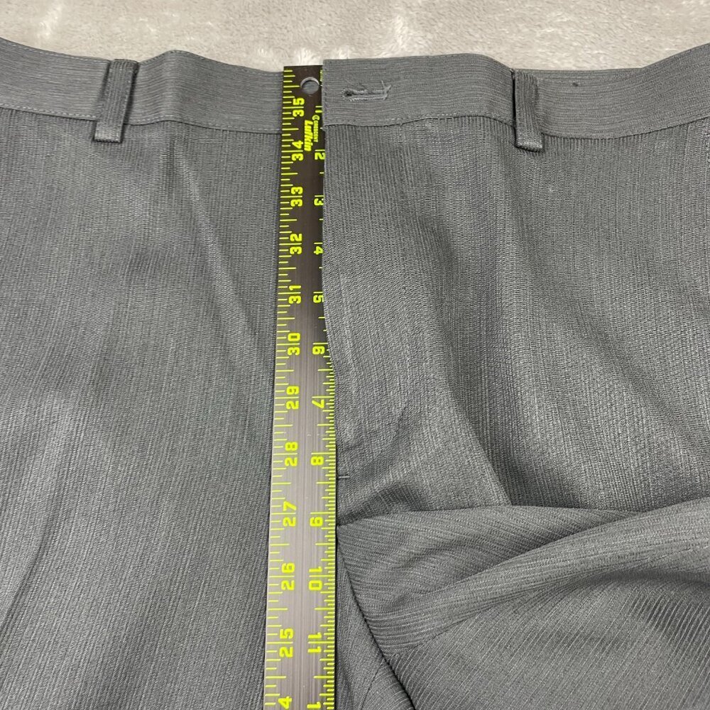 IZOD Flat Front Dress Pants Men's Size 34x32 - Picture 5 of 10